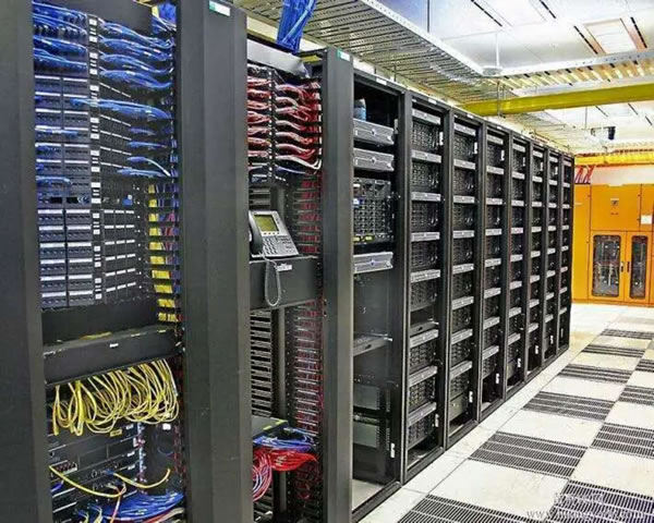 Hat Cloud IDC's position and advantages in Hong Kong server market